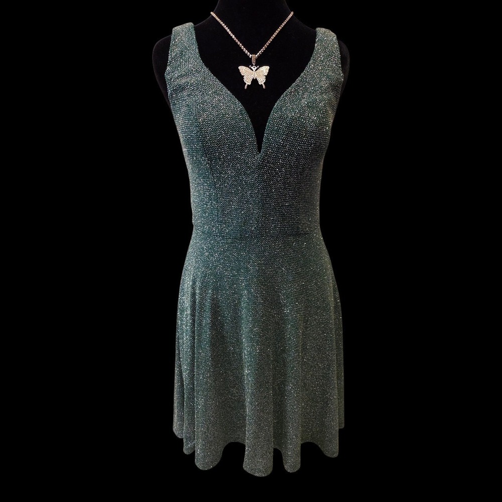Crystal Doll Green Cocktail Dress Bodycon Sparkle Jr Sz 7